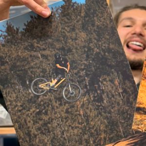 Poster dédicacé Pierre Soriot - whipppppppp